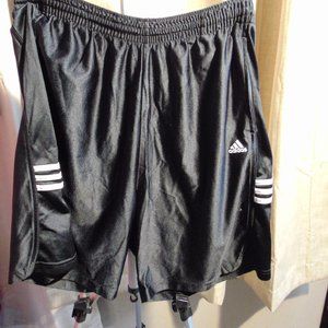 Adidas Athletic Shorts Large Black  ((B2))